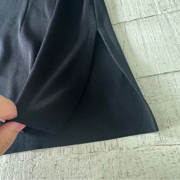 Exclusively Misook Knit Cardigan size‎ Large Black Zip Front Embroidered Trim - Picture 9 of 12